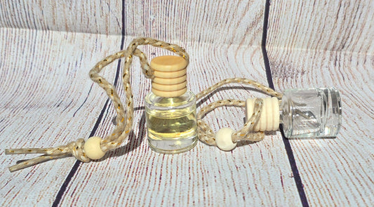 Smellie Freshie organically scented in glass bottle